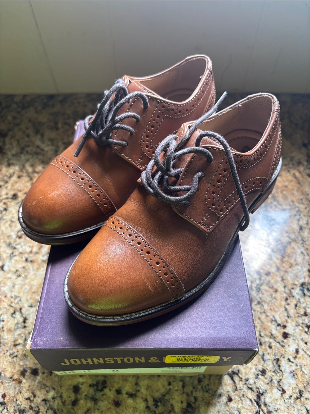 Johnston & Murphy Tan Brown Leather Wingtip Derby Shoes